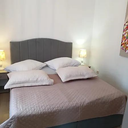 Ana Apartment