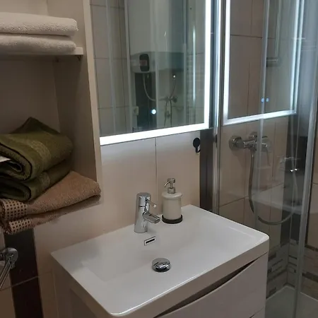 Apartment Ana *