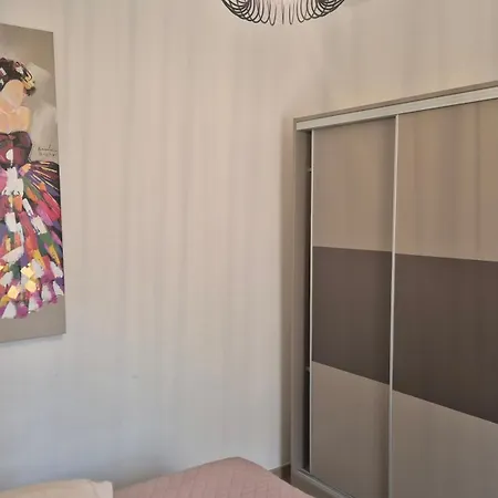 Ana Apartment